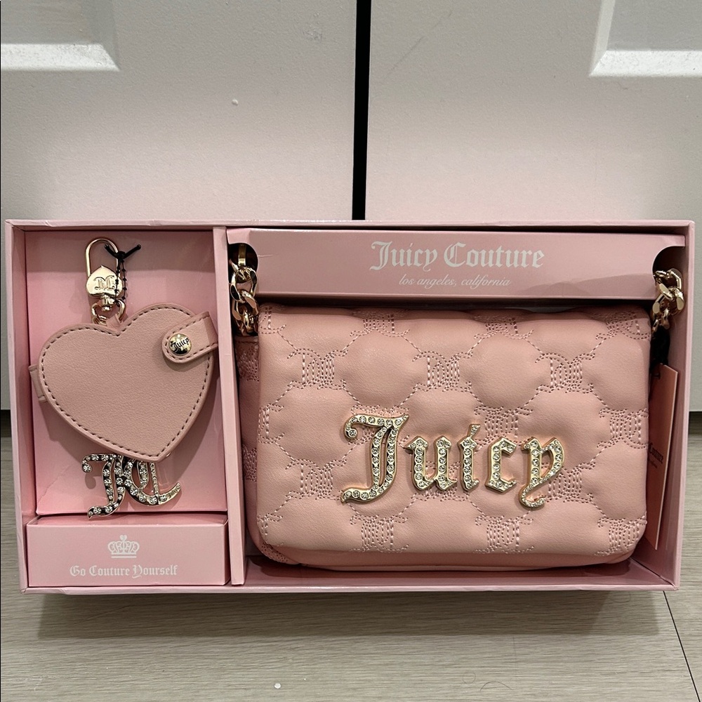 Juicy Couture (NWT) Flap Crossbody & Keychain in Pink Diamond